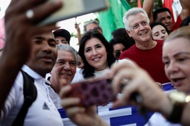 Simone fez caminhada de apoio a Lula nesta quarta-feira, em Brasília. 